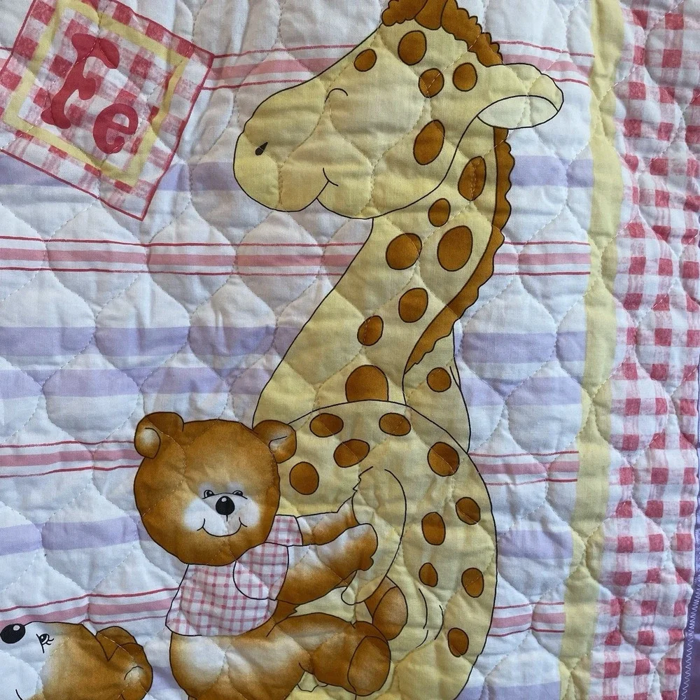 Baby Blanket Quilt Yellow Purple Pink Giraffe Bear Satin VTG Cottage Farm Boho‎